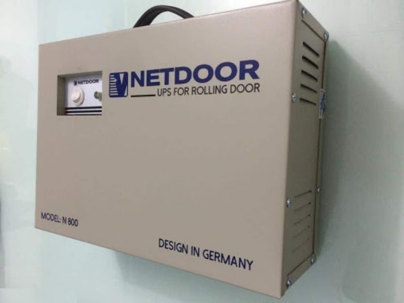 Sử dụng lưu điện cửa cuốn Lưu điện cửa cuốn